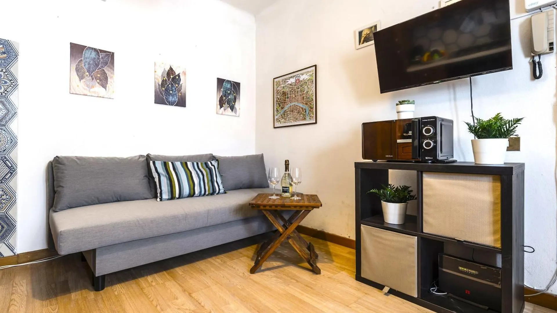 Hostly - La Spina Suite Apartment Pise